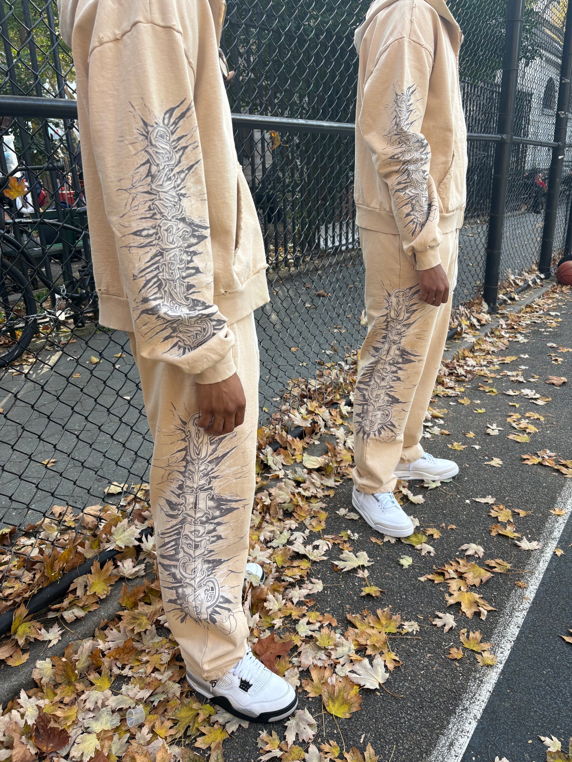 EM “BROKEN GLASS” SWEATS