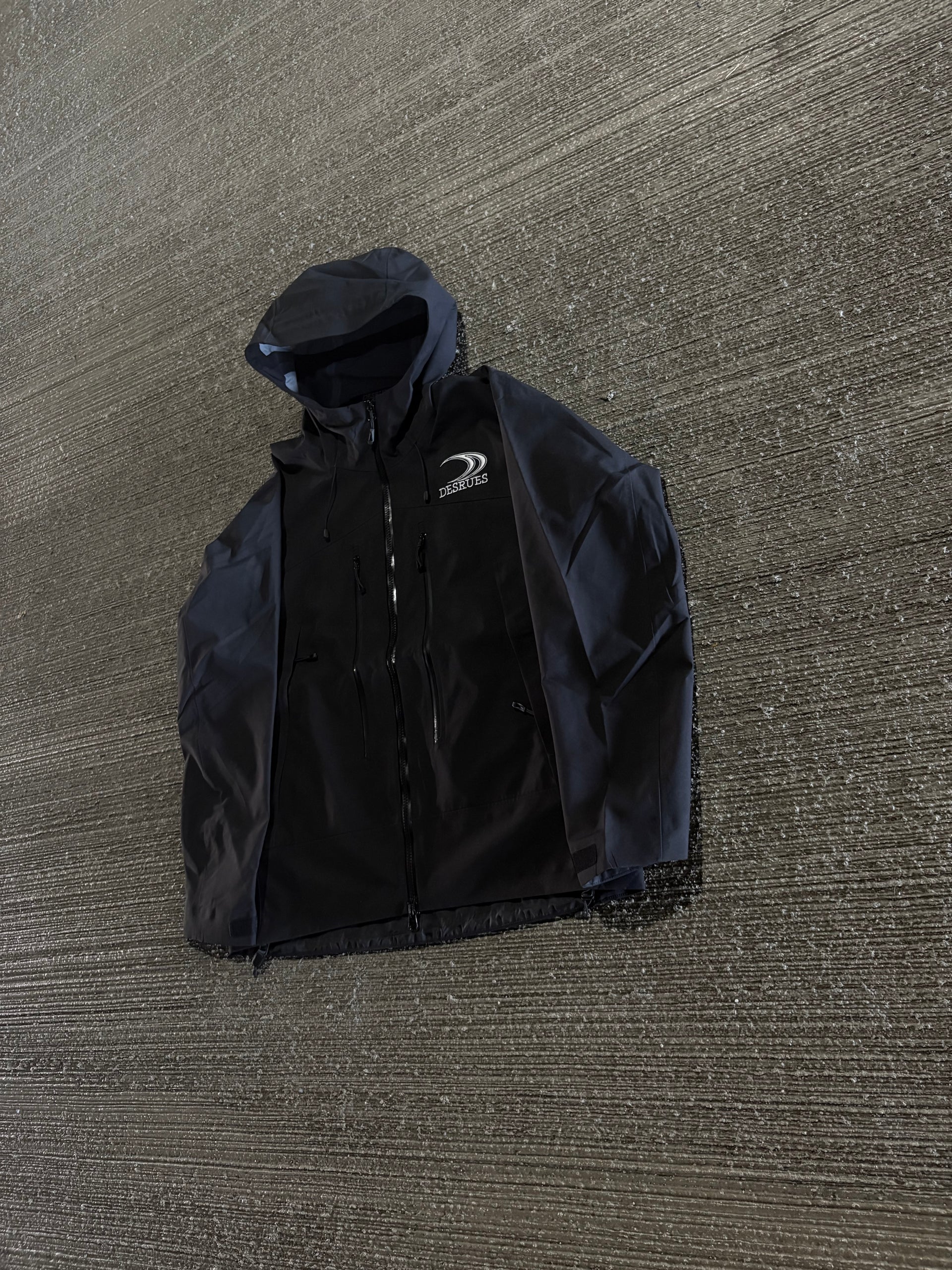 BLACK RAIN JACKET